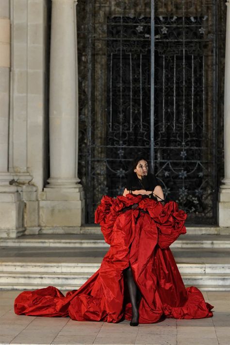 Sicilian Women, Dolce Gabbana Alta Moda, Embellished Jumpsuit, Pleated Chiffon Skirt, Celebrity Sightings, Sharon Stone, Helen Mirren, Black Veil, Bride Wear