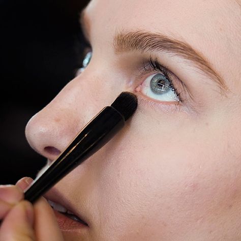 Exactly How to Camouflage Under-Eye Bags With Makeup - NewBeauty Makeup To Look Younger, Bobbi Brown Concealer, Applying Concealer, Using Concealer, Tarte Shape Tape Concealer, Under Eye Makeup, Nars Radiant Creamy Concealer, Shape Tape Concealer, How To Apply Concealer