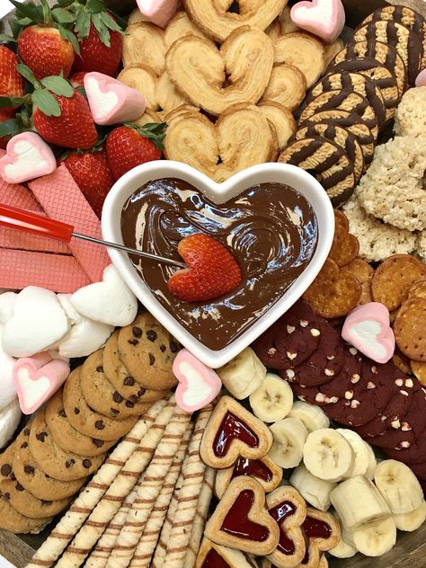 Valentine's Chocolate Fondue Board Chocolate Fondue Board, Fondue Board, Valentine's Chocolate, Cheese Night, Fudge Stripe Cookies, Chocolate Fondue Recipe, Valentines Chocolate, Fondue Night, Chocolate Melting Wafers