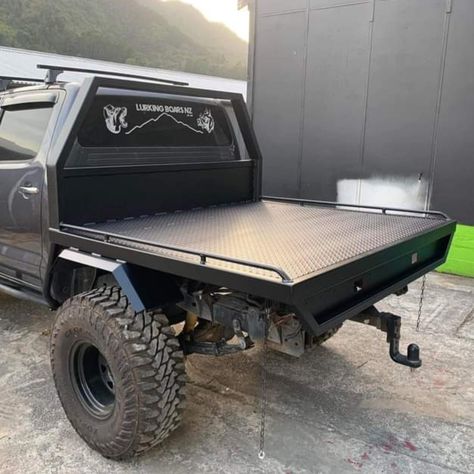 Pickup Truck Bed Ideas, Bed Organization Ideas, Flat Deck Ideas, Truck Bed Ideas, Custom Truck Flatbeds, Bed Organization, First Gen Cummins, Custom Ute Trays, Truck Bed Slide