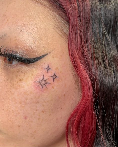 Under-eye tattoos are pretty intense. They're not just any tattoo because everyone can see them all the time, right under your eye. People get them fo... Eyelid Tattoo, Under Eye Tattoo, Teardrop Tattoo, Small Face Tattoos, Barcode Tattoo, Any Tattoo, Eye Tattoos, Common Tattoos, Circle Tattoos