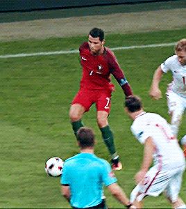 Trending GIF soccer euro2016 ronaldo euro 2016 skills portugal euro fancy footwork Portugal Euro, Cristiano Ronaldo Goals, Football Motivation, Ronaldo Skills, Goals Football, Cristiano Ronaldo Video, Football Tricks, Soccer Highlights, Ronaldo Juventus