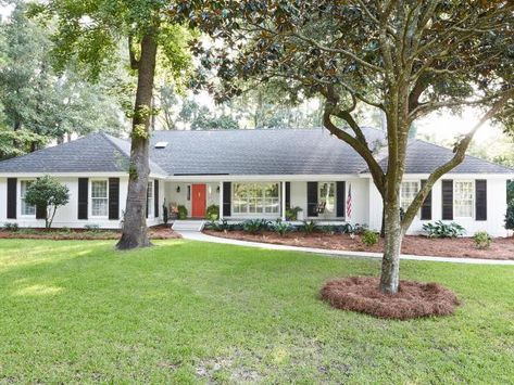 Ranch Style Home Eclectic Accessories, Ranch House Remodel, Ranch House Exterior, Home Styles Exterior, Black Shutters, Ranch Exterior, Hgtv Magazine, Modern Ranch, Quirky Decor