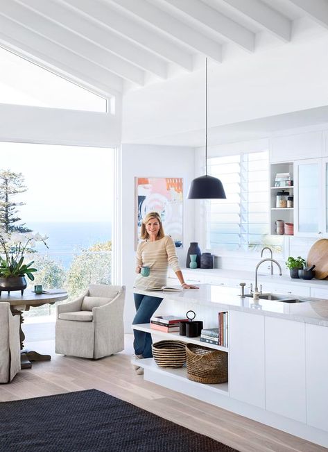 As a part of a major renovation of her beachside Bronte home in Sydney, media personality Deborah Hutton has transformed her tired kitchen into a breezy, Hamptons-inspired space, designed for entertaining. White Beams Ceiling, Exposed Beams Ceiling, Best Electric Fireplace, Australian House, Exposed Rafters, White Beams, White Fireplace, Beach House Interior, Hamptons Style