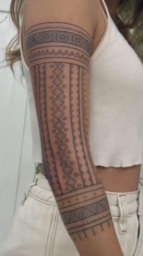 Filipino Arm Band Tattoo, Vanuatu Tattoo, Filipino Tattoos Women, Seminole Tattoo, Pintados Tattoo, Filipino Leg Tattoo, Filipino Tribe Tattoo Women, Ilocano Tattoo, Filipino Tattoos Women Traditional