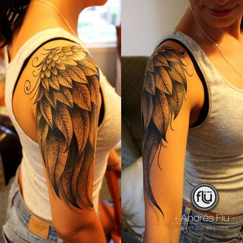 Angel Wing Feather Tattoo, Holy Tattoos, Angel Wing Tattoo, Simbolos Tattoo, Wing Tattoo Designs, Feather Tattoo Design, Wing Tattoo, Inspiration Tattoos, Shoulder Tattoos For Women