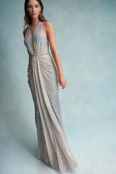 Jenny Packham Dresses, Runway Gowns, Resort 2023, Tulle Gown, Jenny Packham, 2023 Collection, Silver Dress, Red Carpet Dresses, Gorgeous Gowns