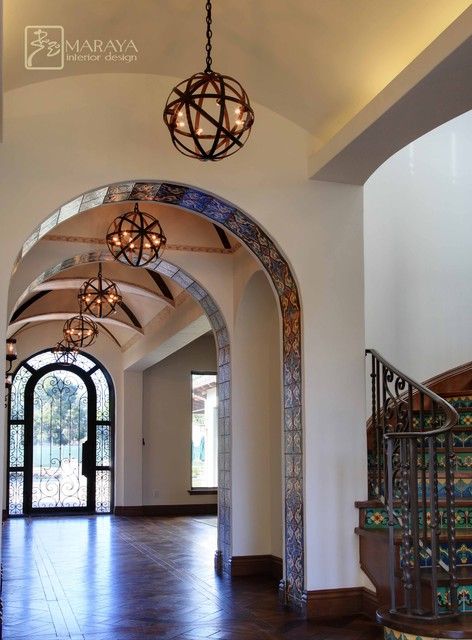 Spanish Colonial Interior Design, Spanish Style Interiors, Spanish Interior, Hacienda Homes, Hacienda Style Homes, Spanish Decor, Colonial Interior, Spanish Style Home, Casas Coloniales