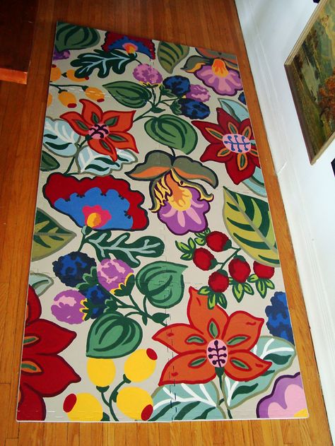 genius.
The tutorial is here:  http://baltares.blogspot.com/2011/01/diy-playful-painted-kids-mat.html Kids Mat, Foam Tiles, Painted Floor, Rug Ideas, Painted Rug, Floor Cloth, Pola Sulam, Foam Mats, Diy Rug