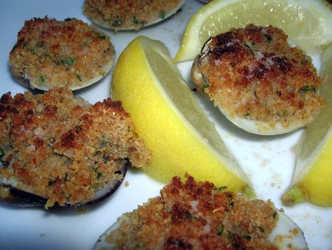 Baked Clams Oreganata | cookingitaliancomfortfood Clams Oreganata, Oreganata Recipe, Baked Clams Oreganata, Baked Clams, Cookies Italian, Clams Casino, Seafood Feast, Apple Cakes, Italian Cookie