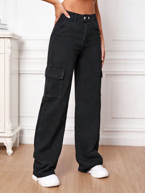 SHEIN Tall High Waist Flap Pocket Cargo JeansI discovered amazing products on SHEIN.com, come check them out! Flap Pocket Cargo Jeans, Cargo Jeans Outfit, Celana Jins Wanita, Celana Jins, Baggy Jeans For Women, Plain Jeans, Ropa Aesthetic, Paisley Shorts, Outfit Shopping