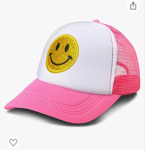 Preppy Caps, Trucker Hat Women, Smiley Face Hat, Preppy Hat, Womens Ball Caps, Yellow Emoji, Baseball Cap Fashion, Baseball Caps Fashion, Man Hat