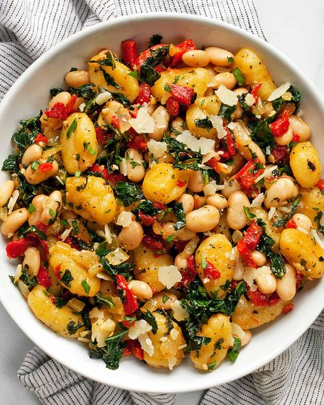 White Bean Gnocchi, Bean Gnocchi, Skillet Gnocchi, Nut Tart, Vegan Gnocchi, Broccoli Quinoa, Quick Vegetarian Dinner, How To Cook Gnocchi, Foods Ideas