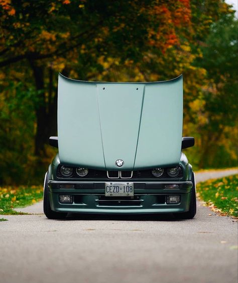 E30 Bmw Wallpaper, Bmw E30 Aesthetic, Bmw E30 M3 Wallpapers, Bmw E30 Wallpapers, Bmw 318is E30, Bmw E30 Cabrio, Bmw E30 325, Bmw Compact, Bmw 2002 Tii