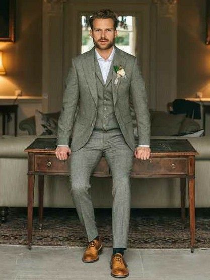 Wedding Day Suits For Men, Sage Suit Men Wedding, Olive Green Groom Attire, Groom Suit Style, Sage Green Tweed Wedding Suit, Olive Groom Suit, Groom Suit Spring Wedding, Olive Wedding Suit, Olive Green Suit Men Wedding