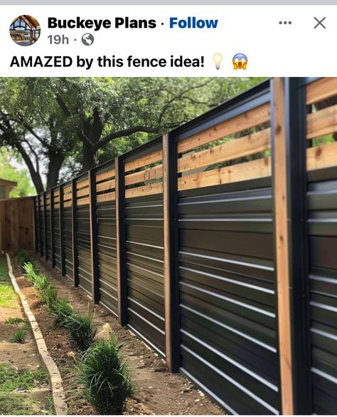 Diy Backyard Fence, Metal Fence Panels, House Fence Design, Backyard Remodel, Fence Panel, Diy Backyard Landscaping, Metal Fence, Backyard Spaces, Yard Design