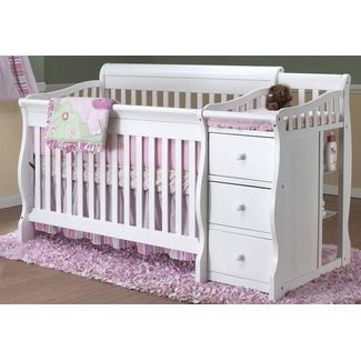 White Crib with attached changing table Crib And Changing Table Combo, Box Bayi, Crib With Changing Table, Crib Design, Wood Crib, Baby Cribs Convertible, White Crib, Best Crib, Crib Sets