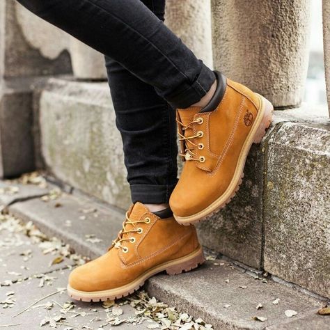 Timberland Nellie Chukka Double Chukka Boots Outfit Women, Chukka Boots Outfit, Timberland Nellie Chukka, Timberland Chukka Boots, Timberland Nellie, Timberland Chukka, Chukka Shoes, Timberland Boots Outfit, Timberland Style