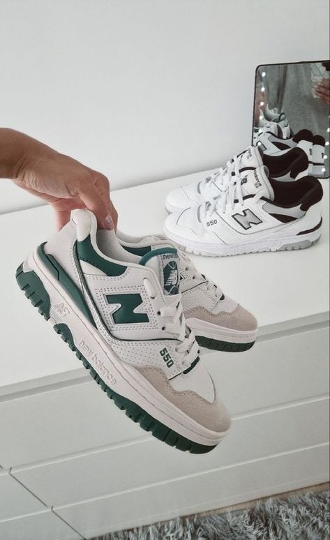 Your girl will love you for this ⬇️ #fashion #gifts #christmas #giftideas #giftforher #girlsfashion #sneakers #newbalance New Balance Shoe, Shoe Aesthetic, Sneaker New Balance, Trendy Shoes Sneakers, Preppy Shoes, Pretty Shoes Sneakers, Cute Nike Shoes, Cute Sneakers, Fresh Shoes