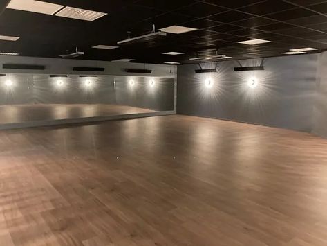 Studio Dance, Infrared Yoga Studio, Dance Room Ideas, Black Dance Studio, Industrial Dance Studio, Dark Dance Studio, Dance Studio Led Lights, Hot Yoga Studio, Dance Rooms