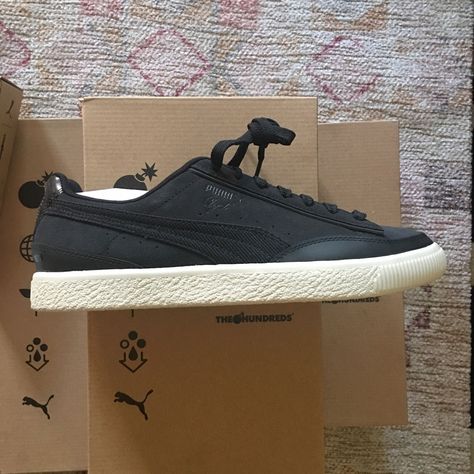 Puma Clyde, Shoes Sneakers Black, Shoes Puma, Puma Shoes, Pumas Shoes, The Hundreds, Sneakers Black, Athletic Shoes, Shoes Sneakers