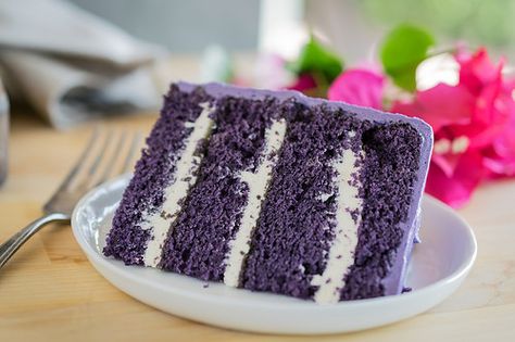 Purple Cake Recipe, Ube Birthday Cake, Moist Ube Cake Recipe, Ube Cupcakes Moist Recipe, Purple Velvet Cake Recipe, Ube Cake Recipes, Sugary Desserts, Purple Velvet Cake, Ube Desserts