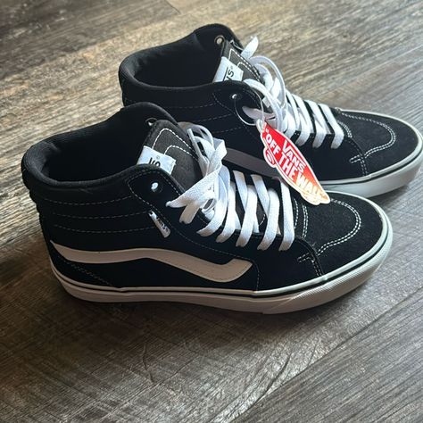 Never Used Sk8-Hi Vans In Black. Mens 7 Mens Vans Shoes, Sk8 Hi Vans, Men's Vans, Vans Black, Sk8 Hi, Vans Sk8, Mens Vans, Vans Shoes, Black Men