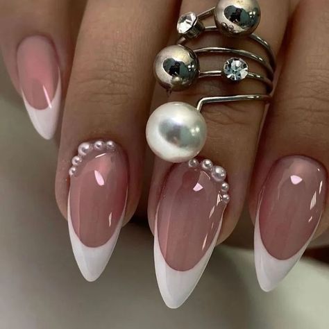 Shape:Almond Style:Rhinestone Material:Plastic Nail Surface:Glossy Nails With Pearl, Ombre Chrome Nails, Bridal Aesthetic, Acrylic Nails Nude, Long Stiletto, Nail Remover, French Tip Acrylic Nails, Rhinestone Material, Nail Forms