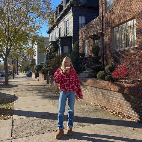 Emma MacDonald on Instagram: "Coffee mornings @pacsun #inmypac #pacpartner" Emma Macdonald Outfits, Emma Macdonald, Winter Inspo, Long Time No See, No See, Fall Winter Wardrobe, Granola Girl, Fall Photos, Fan Page