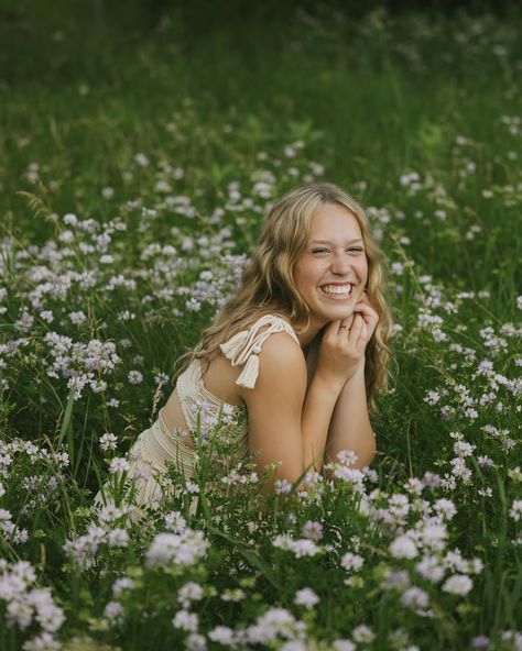 @macycastetter fairy princess flower queen!!🧚🏻‍♀️✨💐 - - - - - - keywords - senior, senior pictures, class of 2025, 2025 senior, documentary, storytelling, photographer, storytelling photography Princess Flower, Class Of 2025, Fall Senior Pictures, Storytelling Photography, Senior Photoshoot, Fairy Princess, Fairy Princesses, Senior Photo, Senior Pics