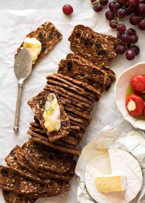 Cranberry Crackers, Gourmet Crackers, Homemade Gourmet, Cracker Recipe, Crackers Recipe, Homemade Crackers, Recipetin Eats, Cracker Recipes, Snacks Saludables