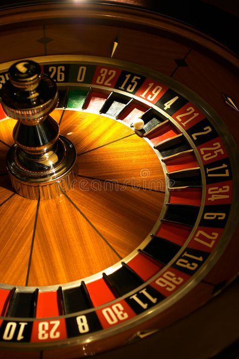 Roulette Wheel Aesthetic, 9 Logo, Wheel Tattoo, Casino Jackpot, Roulette Table, Casino Roulette, Online Roulette, Roulette Game, Casino Table