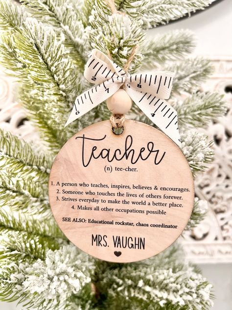 Teacher Ornament Teacher Definition Christmas Ornament for - Etsy Canada Cricket Teacher Gifts, Cnc Projects Ideas Christmas Gifts, Wooden Teacher Ornaments, Christmas Teacher Ornaments, Sublimation Christmas Gift Ideas, Christmas Teachers Gifts, Cute Teacher Gifts For Christmas, Cute Christmas Gifts For Teachers, Gift Ideas For Teachers For Christmas