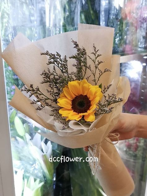 Simple Sunflower Bouquet, Simple Sunflower, Simple Bouquet, Sunflower Bouquet, Sunflower Bouquets, Sunflower, Flowers, Quick Saves