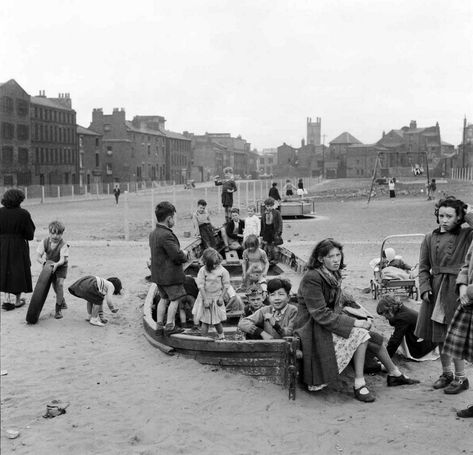 Old Liverpool, Liverpool Town, Liverpool History, History Queen, Haunted History, Liverpool Home, Liverpool City, Strange History, Victorian Buildings