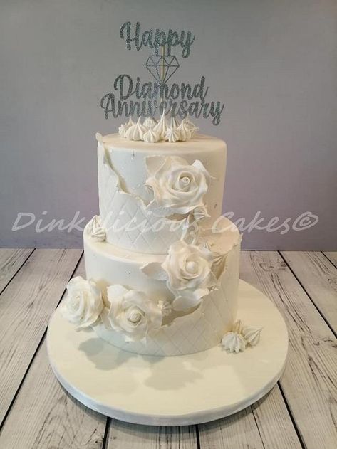 Diamond Wedding Cake Diamond Cake Ideas, Diamond Anniversary Cake Ideas, Wedding Cake Bling Diamonds, Wedding Cake Diamond, 60th Wedding Anniversary Cakes Diamonds, Diamond Wedding Anniversary Cake, Diamond Wedding Cakes, Diamond Cake, Two Tier Cake