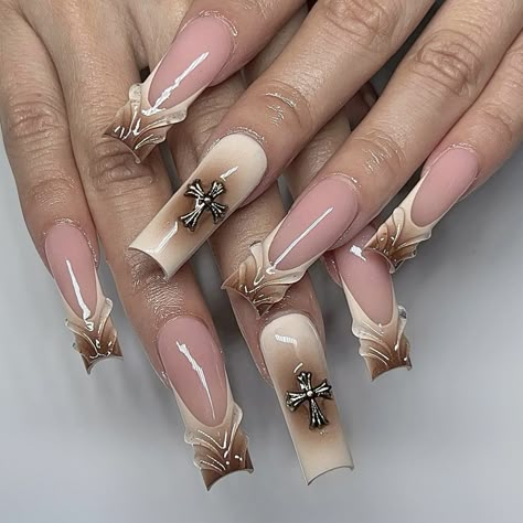 Brown Classy Nails, Coffin Brown Nails, Sqaure Nails, Brown Acrylic Nails, Brown Nails Design, Brown Acrylic, Brown Nails, Classy Nails, Square Nails