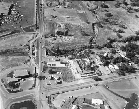 Moorpark Road and Thousand Oaks Boulevard, circa 1962. Moorpark California, Joel Mccrea, Thousand Oaks California, Newbury Park, Westlake Village, California History, Vintage Los Angeles, Ventura County, Simi Valley