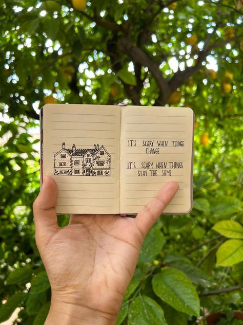 Mini Dairy Ideas, Mini Diary Ideas, Aesthetic Diary Pages, Dairy Notes, Mini Diary, Park Solomon, Notebook Aesthetic, Aesthetic Writing, Bulletin Journal