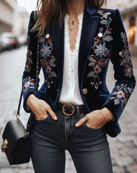 Celebrate in style with a navy blue velvet blazer paired with skinny jeans. This outfit is perfect for adding a touch of class to your Christmas celebrations. Sequin Blazer Outfit, Velvet Blazer Outfit, Blue Velvet Blazer, Blue Blazer Outfit, Satin Wrap Top, Silver Metallic Dress, Christmas Outfit Ideas, Navy Blue Velvet, Sequin Blazer