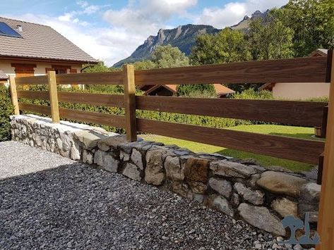 Decorative Fence Ideas Front Yards, Stone And Wood Fence, Small Rock Wall, Driveway Entrance Landscaping, Cinder Block Walls, Country Fences, Stone Wall Design, Landscaping Retaining Walls, Front Yard Fence