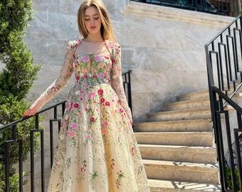 Floral Tulle Prom Dress, Tulle Prom Dress Long, Tulle Cocktail Dress, Vintage Prom, Long Prom Gowns, Tropical House, Evening Dresses Short, Prom Dresses Vintage, Modern Tropical