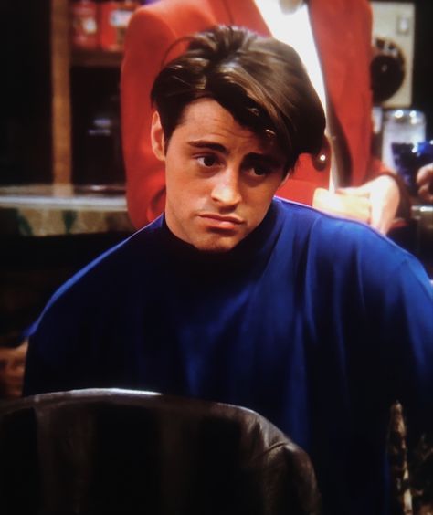 Joey Tribbiani Hair, Joey Tribbiani Season 1, Mat Leblanc, Friends Actors, Friends Season 1, Chandler Friends, Joey Friends, Heroes Wiki, Matt Leblanc