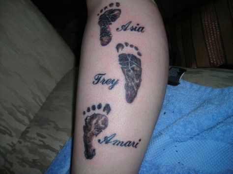 Kids Walking Tattoo, Baby Footprint Tattoo, Google Ideas, Name Tattoos For Moms, Baby Name Tattoos, Kid Name Tattoo, Tattoos Infinity, Tattoos With Kids Names