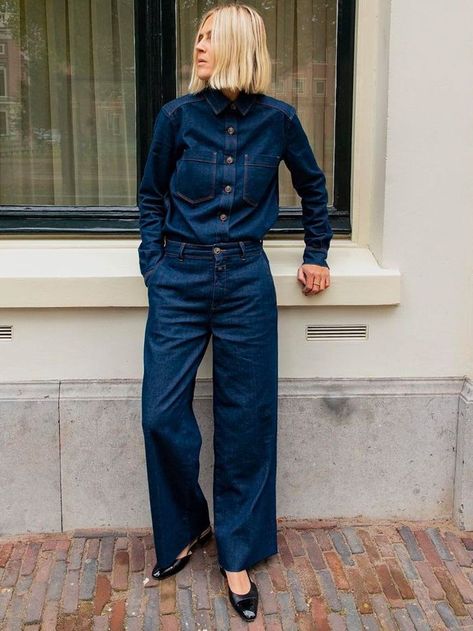 6 Simple Outfits That Are the Epitome of Timeless Minimalist Winter Outfit, Denim Shirt Outfit, Double Denim Looks, Simple Winter Outfits, Estilo Olivia Palermo, All Jeans, Double Denim, Denim Overalls, Denim Outfit