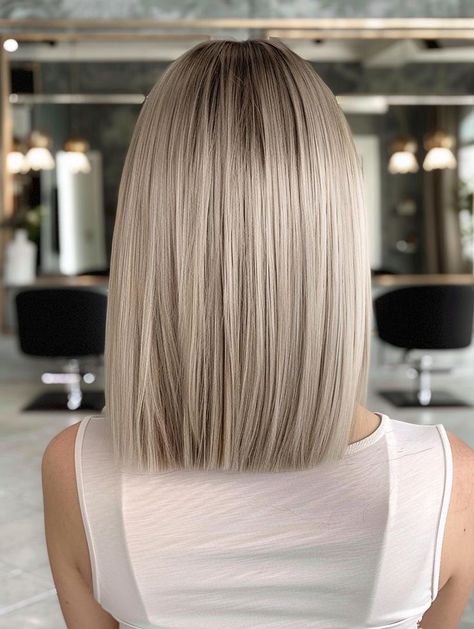 Blond Bob With Fringe, Blonde Long Bob Straight, Long Bobs For Thick Hair, Medium Length Haircut Bob, Side Part Blonde Bob, Long Bob Haircuts Straight, Dark Blonde Long Bob, Hair Styles For Fine Hair Over 50, Blonde Long Bob Hairstyles