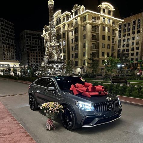 Everything In Time, Mercedes Amg Gle, Mercedes Gle, Dream Cars Mercedes, Top Luxury Cars, Mom Car, Woman Dresses, Car Goals, Vision Board Inspiration