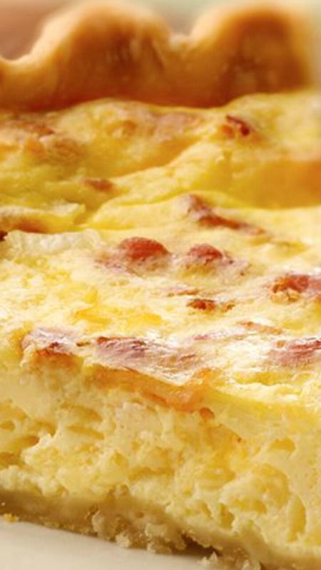 Bacon´n Cheese Quiche ~  This crowd-pleasing quiche only looks fancy! It's actually super easy and only takes 15 minutes to prep. Easy Quiche Recipes, Breakfast Buffet Ideas, Quiche Easy, Quiche Recipes Crustless, Bacon And Cheese Quiche, Easy Quiche, Breakfast Quiche Recipes, Quiche Recipes Easy, Buffet Ideas