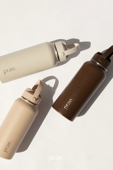 RESTOCKED! Take hydration with you wherever you go with our exclusive prae drink bottles available in chocolate, cream & ivory. Featuring an easy to carry handle, minimal design and double insulated to keep your water cold for up to 24 hours. Don't miss out, these drink bottles are SO popular. Aesthetic Bottle Water, Aesthetic Metal Water Bottle, Brown Water Bottle Aesthetic, Classy Water Bottle, Designer Water Bottle, Refillable Water Bottle, Water Flask Bottle, Wherever You Go, Aesthetic Drink Bottle