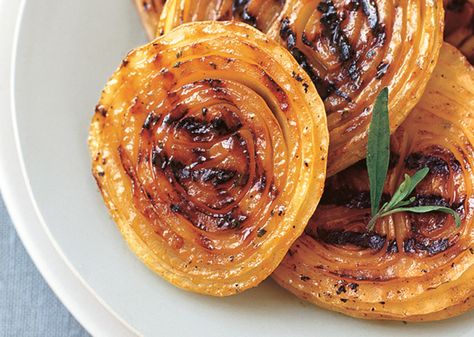 BBQ Onion Steaks with Honey-Mustard Sauce - Bon Appétit Honey Mustard Sauce Recipe, Grilled Onion, Summer Savory, Sweet Onions, Honey Mustard Sauce, Mustard Sauce, Grilled Onions, God Mat, Onion Recipes